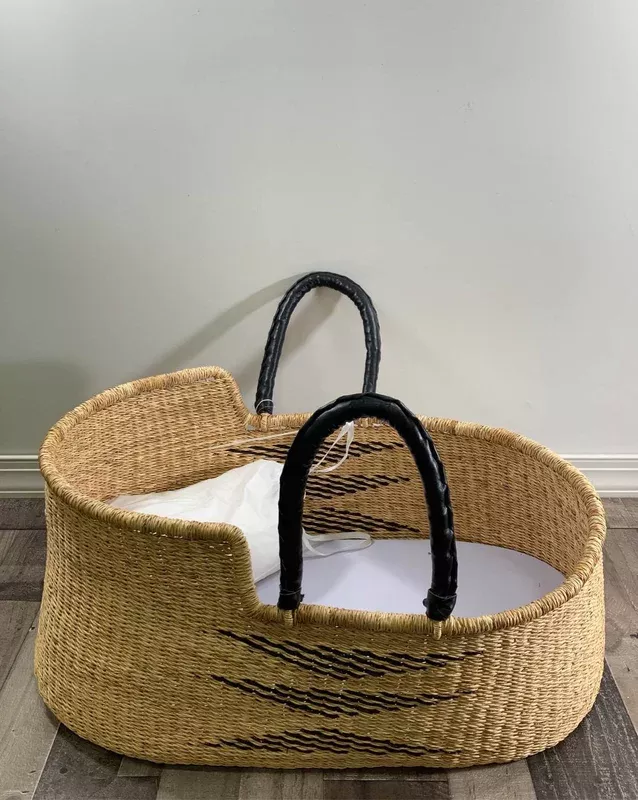 Design Dua Natural Bilia Bassinet With Bassinet Bedding
